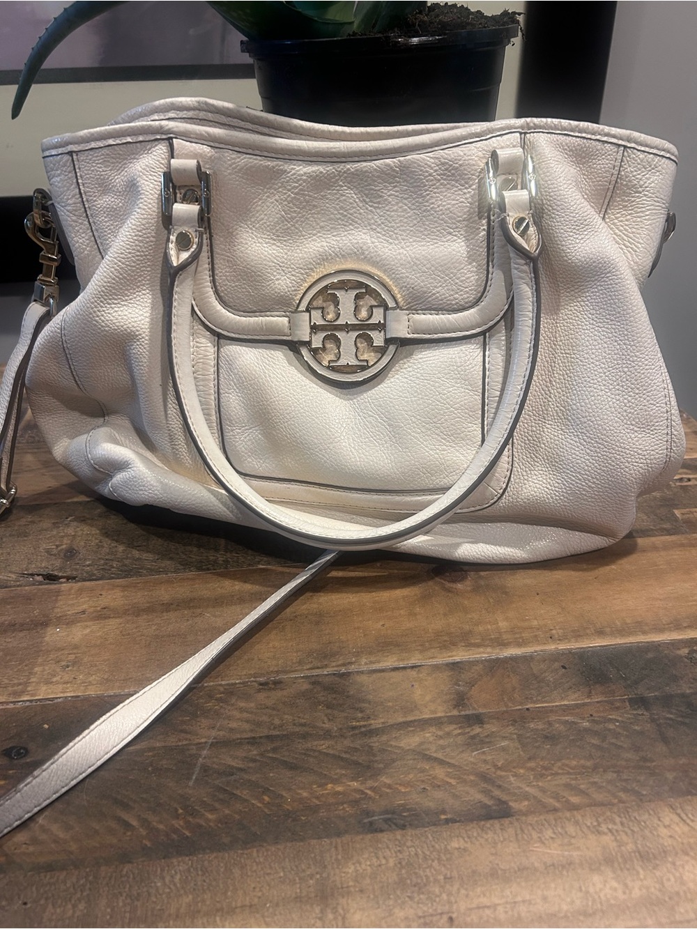 Tory Burch Cream Pebbled Leather Shoulder Bag with Logo Medallion